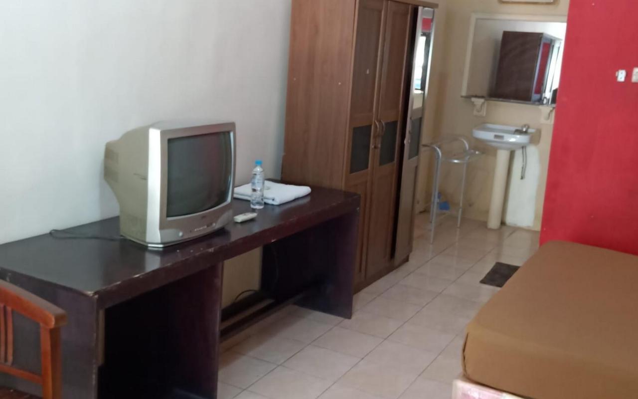 Hotel Nirwana Situbondo Redpartner Banyuanget Eksteriør billede